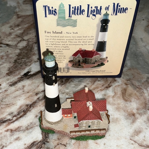 HARBOUR LIGHTS - "THIS LITTLE LIGHTHOUSE OF MINE" - 5 PIECE COLLECTION - Picture 1 of 7